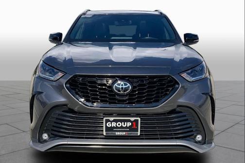 Magnetic Gray Metallic 2021 Toyota Highlander XSE