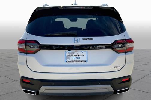 2025 Honda Pilot Sport