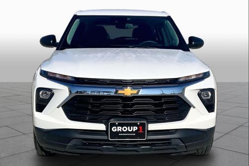 Summit White 2024 Chevrolet Trailblazer LS