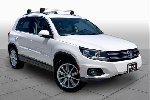 Candy White 2013 Volkswagen Tiguan SE