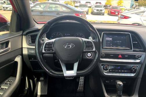 2019 Hyundai SONATA Sport