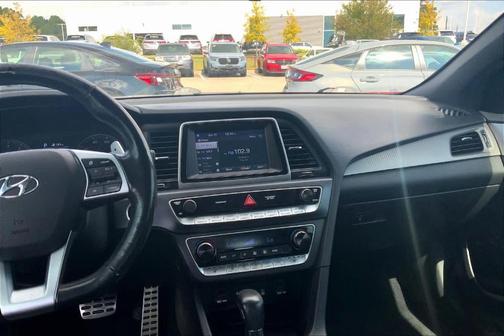 2019 Hyundai SONATA Sport