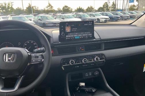 2025 Honda Pilot Touring