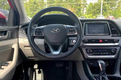 2018 Hyundai SONATA Limited
