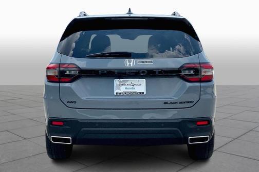 2025 Honda Pilot Black Edition