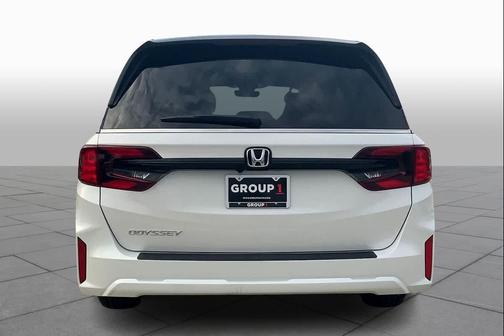Platinum White Pearl 2026 Honda Odyssey EX-L