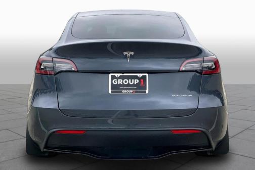 Midnight Silver Metallic 2021 Tesla Model Y Long Range