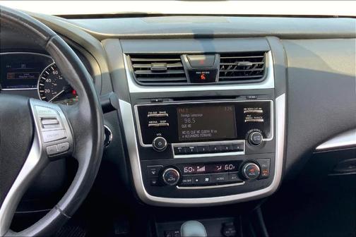 2017 Nissan Altima 2.5 SV