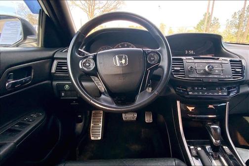 2017 Honda Accord Sport SE