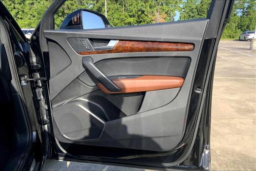 2018 Audi Q5 2.0T Premium Plus