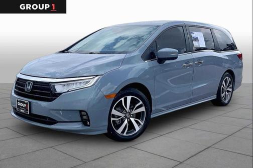 Sonic Gray Pearl 2023 Honda Odyssey Touring
