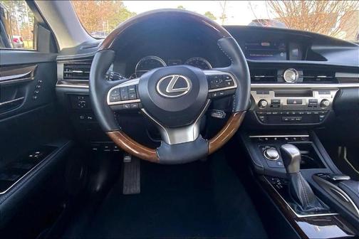2016 Lexus ES 350 Base