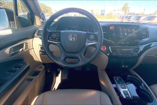 2022 Honda Pilot Touring 7-Passenger