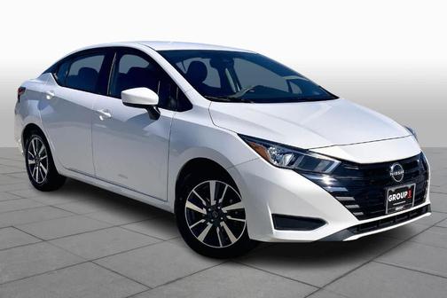 2024 Nissan Versa 1.6 SV