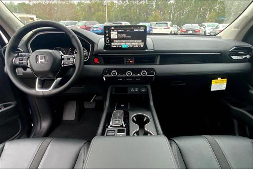 2025 Honda Pilot Sport