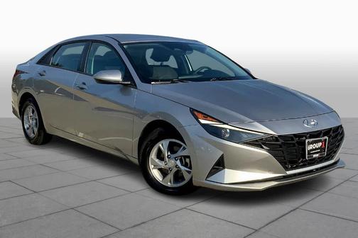 2023 Hyundai ELANTRA SE