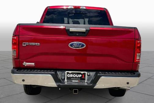 Ruby Red Metallic Tinted Clearcoat 2016 Ford F-150 XLT