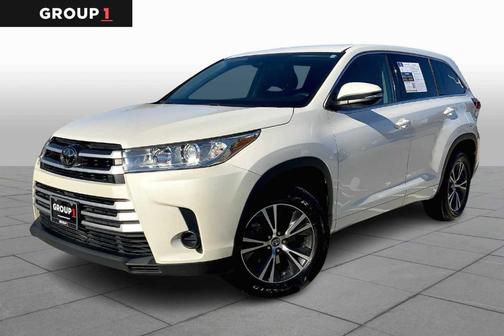 2017 Toyota Highlander LE