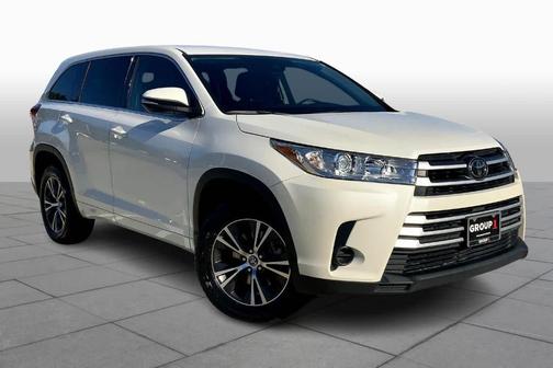 2017 Toyota Highlander LE