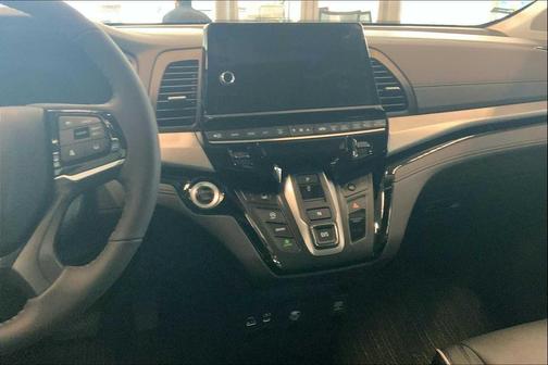 White 2026 Honda Odyssey Touring