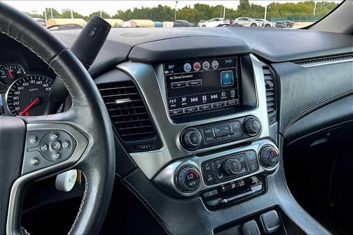 2018 Chevrolet Suburban LS