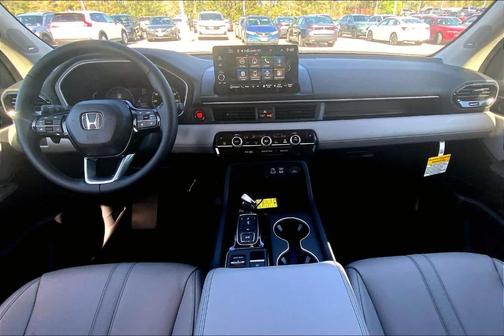 2025 Honda Pilot Sport