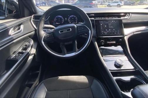 Silver Zynith 2023 Jeep Grand Cherokee L Laredo