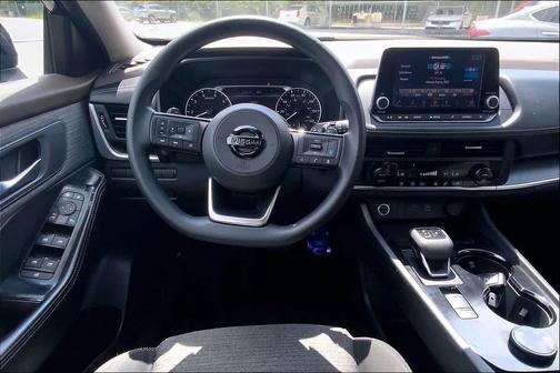 Super Black 2023 Nissan Rogue SV