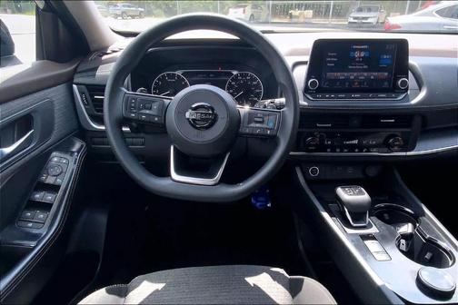 Super Black 2023 Nissan Rogue SV