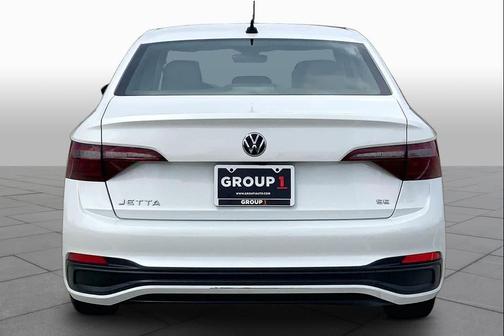 Opal White Pearl 2023 Volkswagen Jetta 1.5T SE