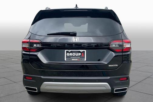 2025 Honda Pilot TOURING+