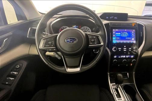 Crystal White Pearl 2022 Subaru Ascent Premium 7-Passenger