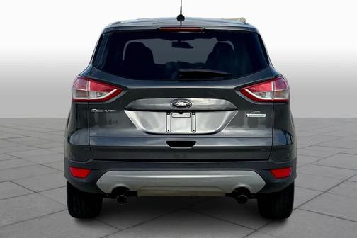 Magnetic Metallic 2015 Ford Escape SE