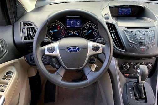 Magnetic Metallic 2015 Ford Escape SE