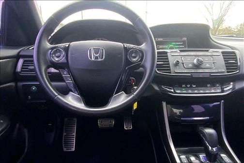 2017 Honda Accord Sport SE