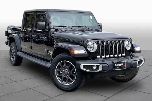 Black Clearcoat 2021 Jeep Gladiator Overland