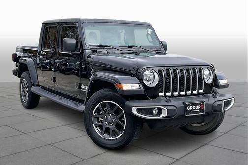 Black Clearcoat 2021 Jeep Gladiator Overland