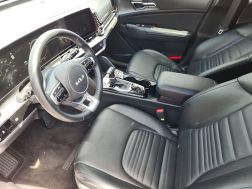 Glacial White Pearl 2023 Kia Sportage SX-Prestige