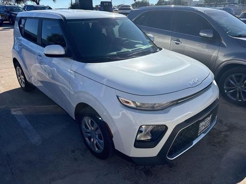2022 Kia Soul LX