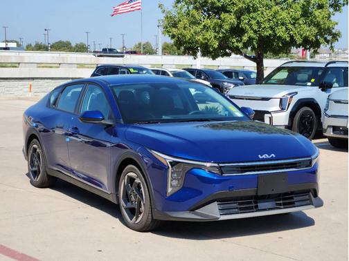 2025 Kia K4 EX
