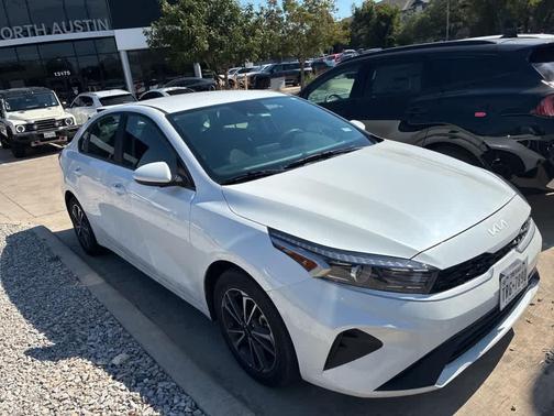 2023 Kia Forte LXS