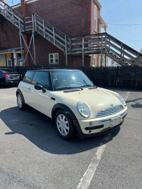 2004 MINI Cooper Base
