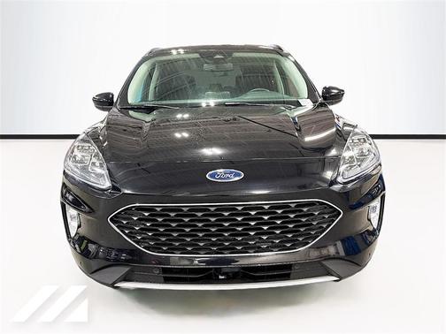 2021 Ford Escape Titanium Hybrid