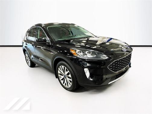 2021 Ford Escape Titanium Hybrid