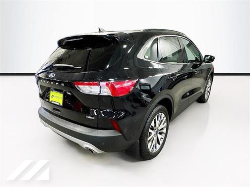 2021 Ford Escape Titanium Hybrid