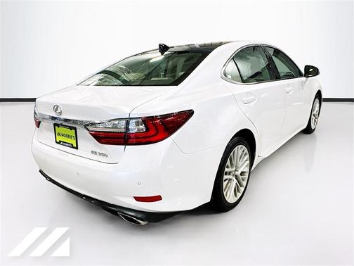 2018 Lexus ES 350 Base