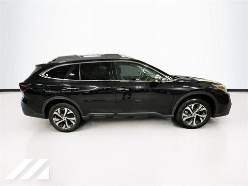 2022 Subaru Outback Touring XT