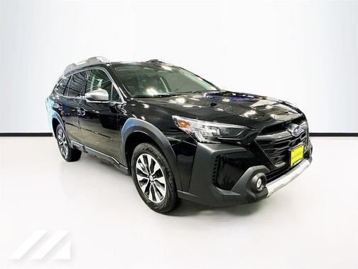 Crystal Black Silica 2023 Subaru Outback Touring XT