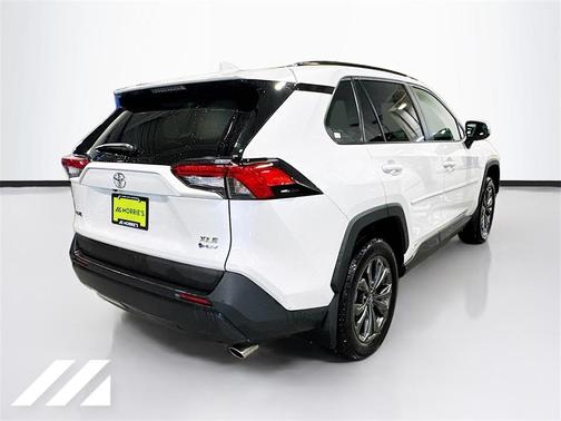 2025 Toyota RAV4 Hybrid XLE Premium