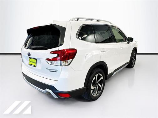 2023 Subaru Forester 2.5i Touring